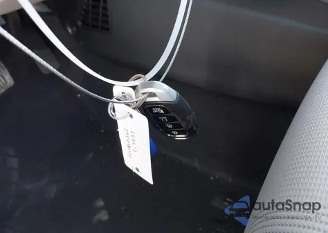 2021 Hyundai Venue Sel from USA, damaged, VIN KMHRC8A34MU121713